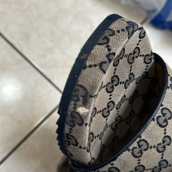 Gucci sandals used in good condition main image 5